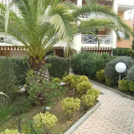 Aufenthalt Im Golf Von Saint-tropez By Interhome Apartment